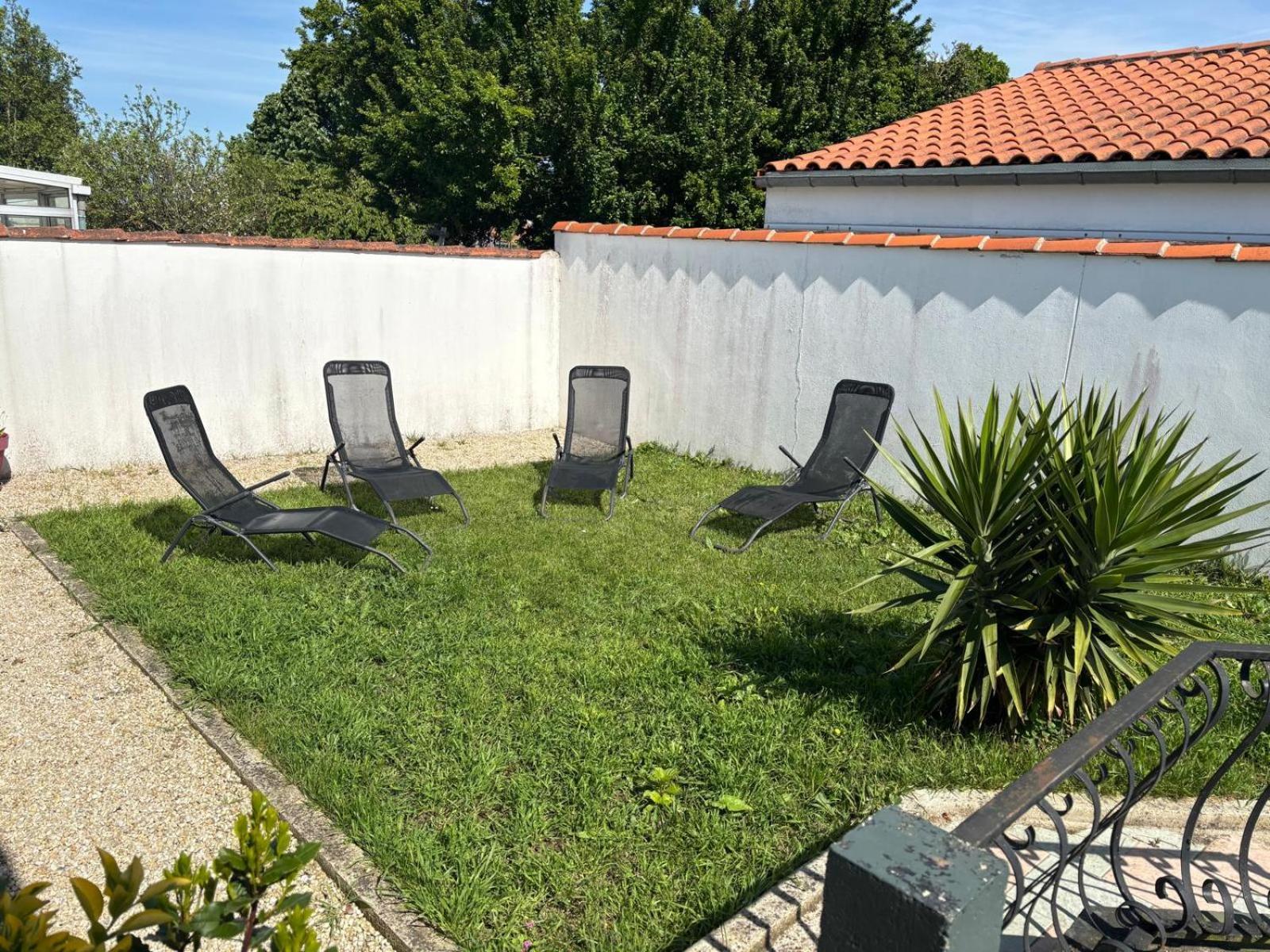 Les Belous Villa La Rochelle  Buitenkant foto